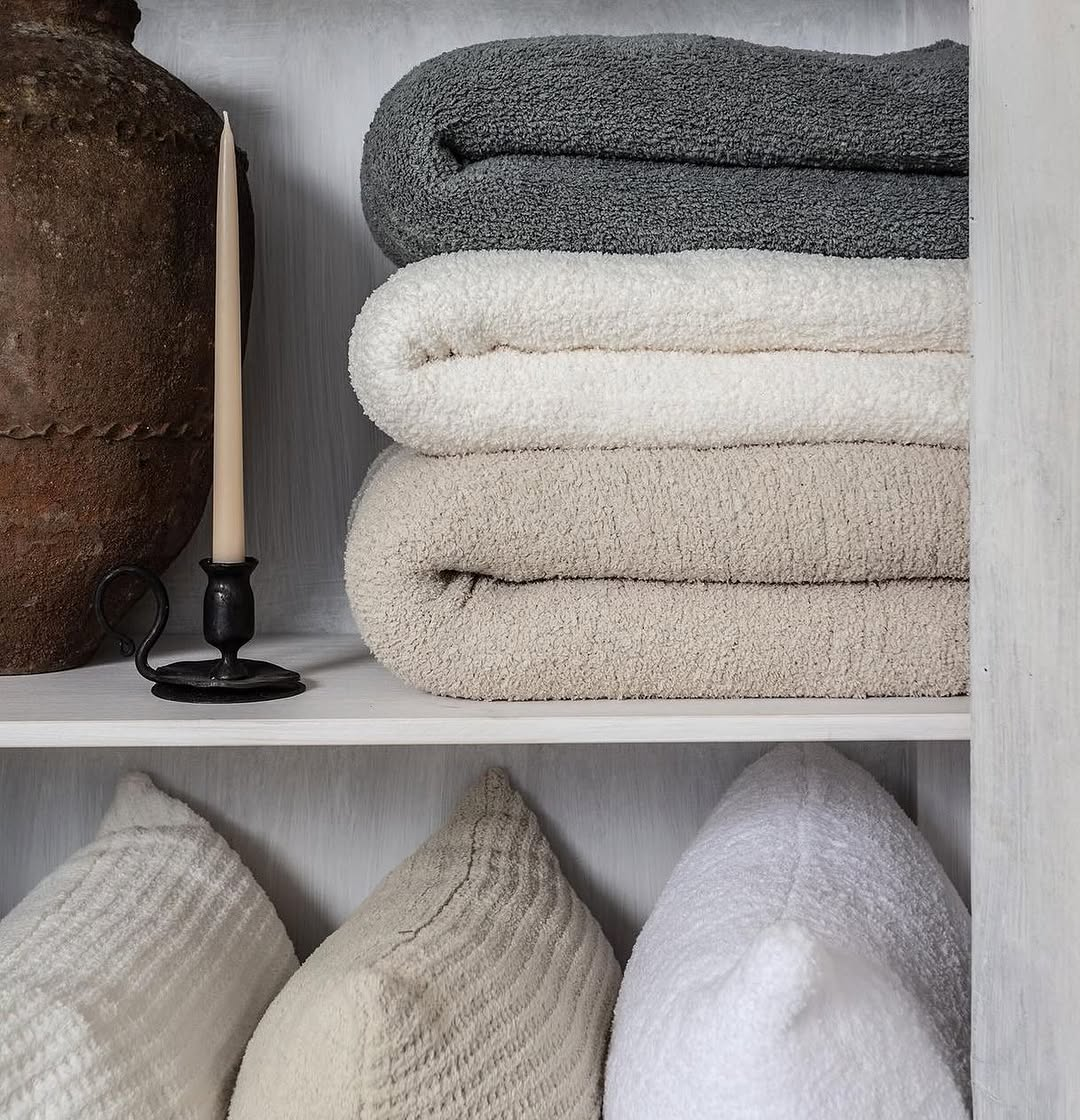 Blankets & Throws