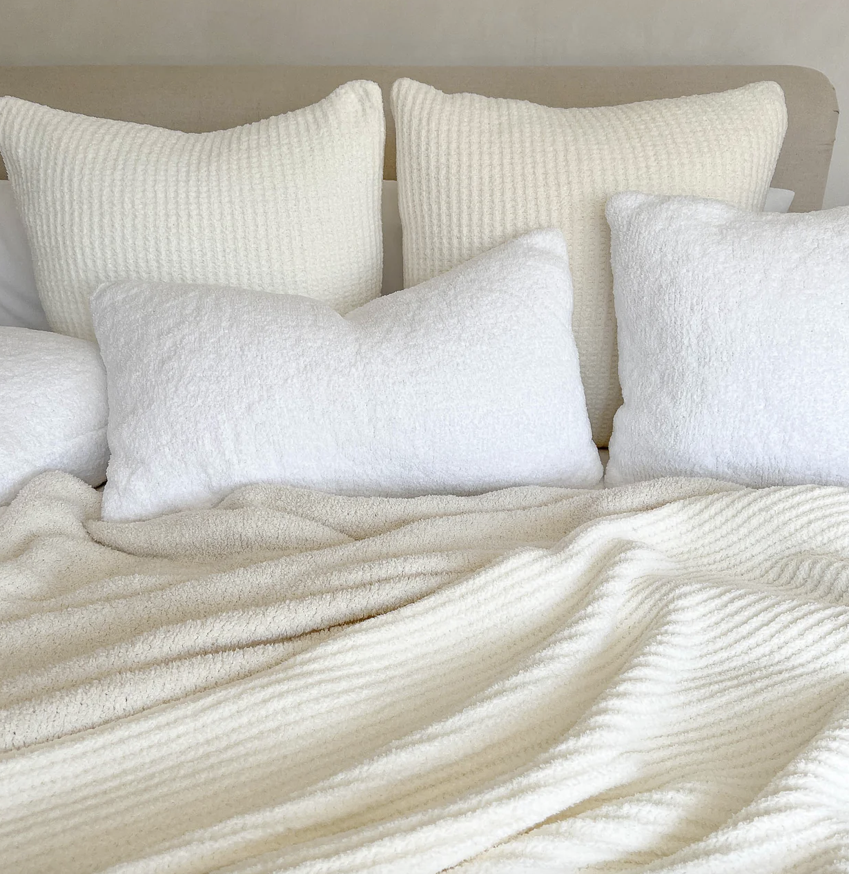 Chenilla Classic™ Waffle Weave Throw