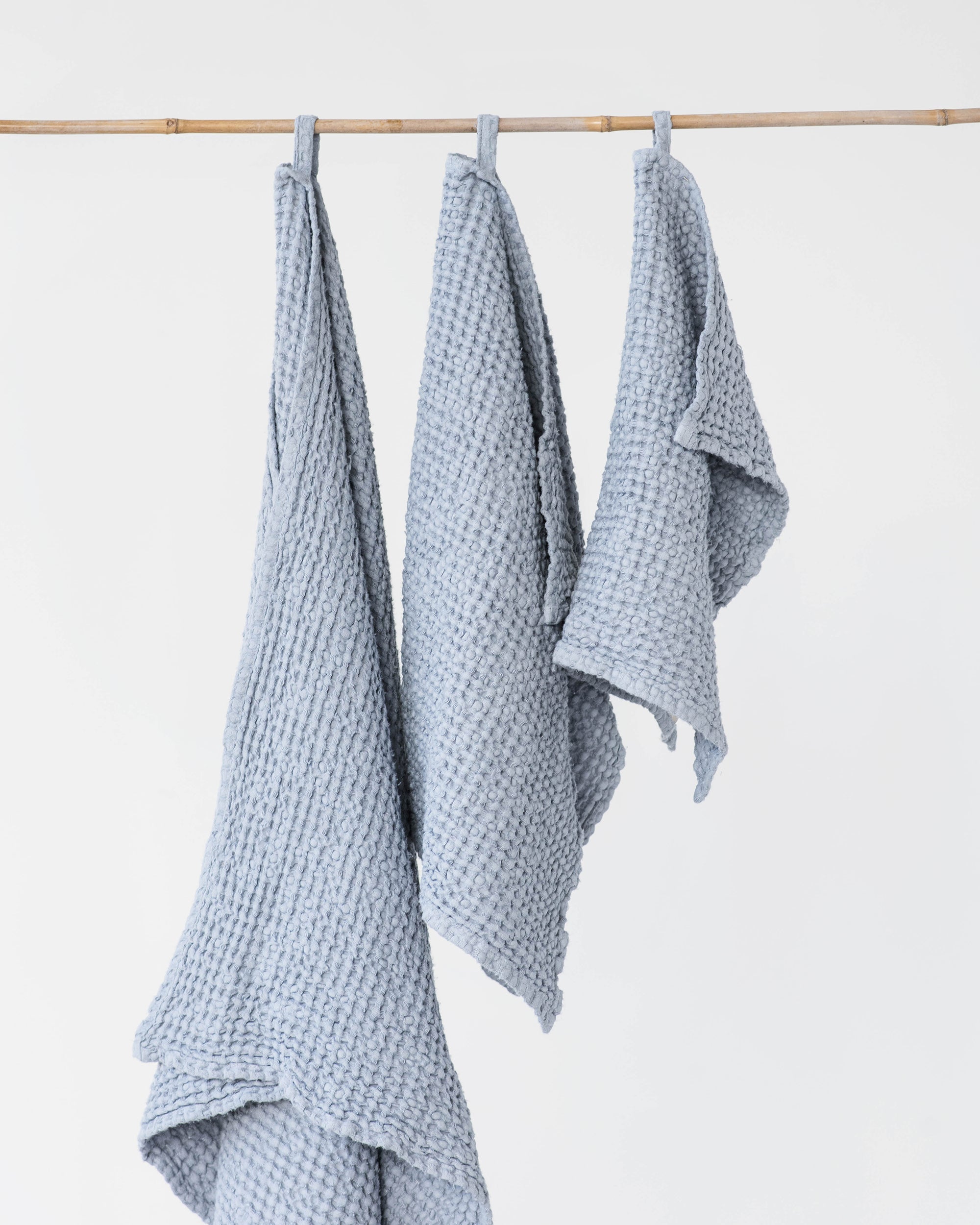 Light gray waffle towel set (3 pcs)