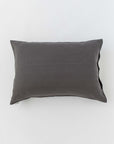Linen pillowcase with buttons