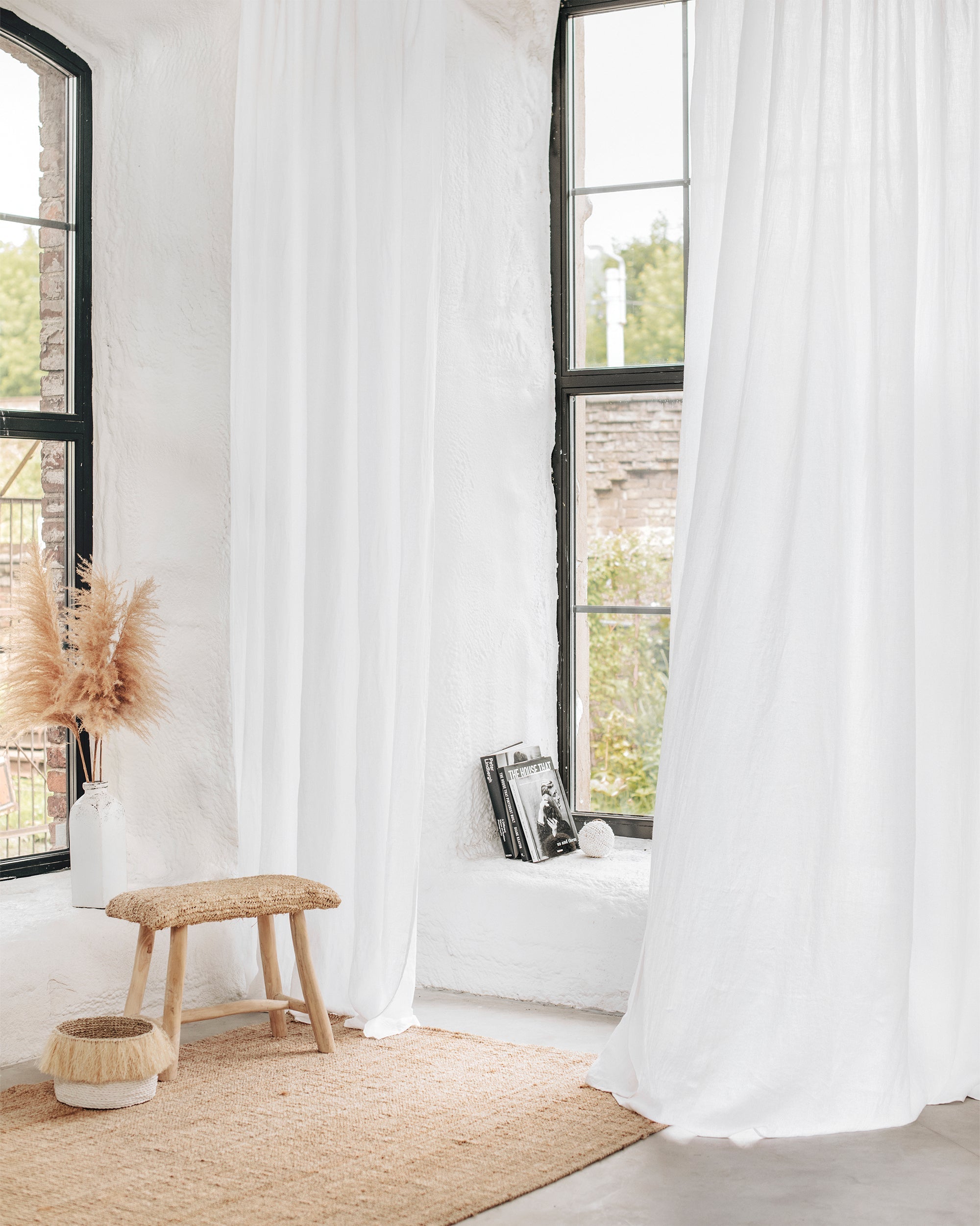 Tab top linen curtain panel (1 pcs) in White
