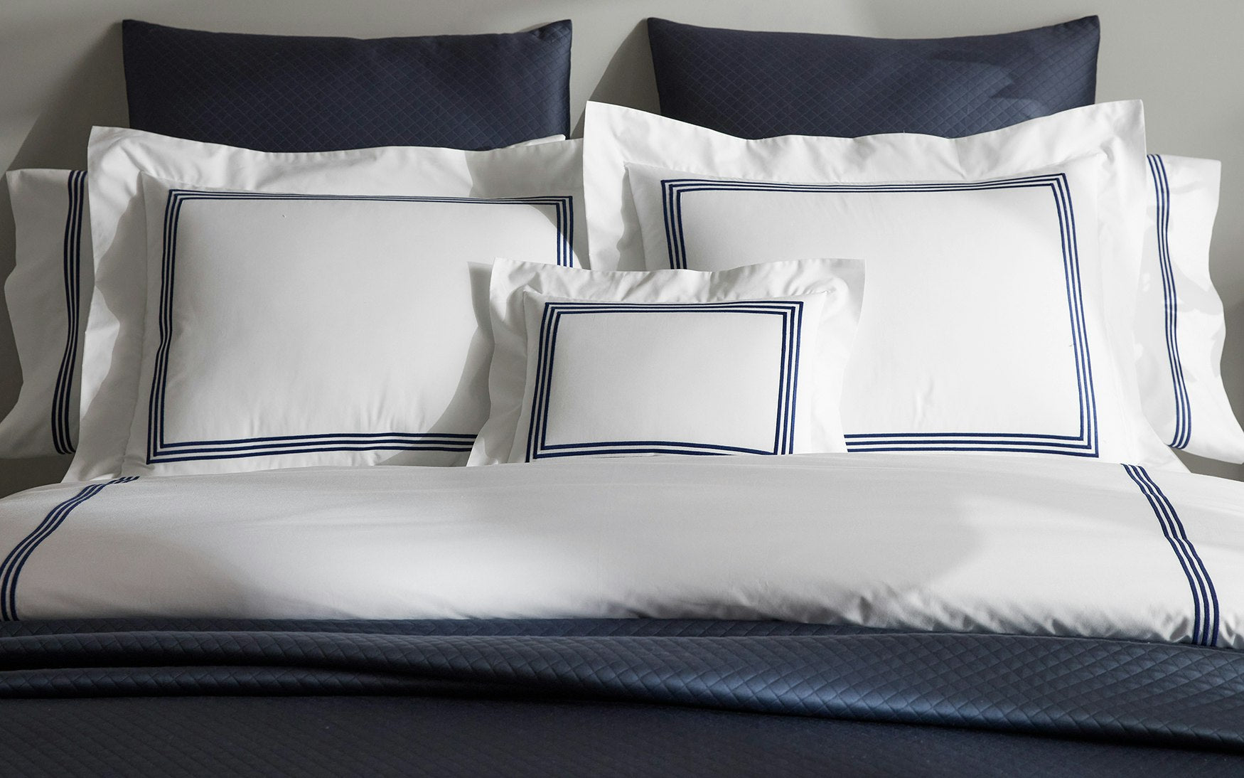 Matouk Bel Tempo Duvet Cover