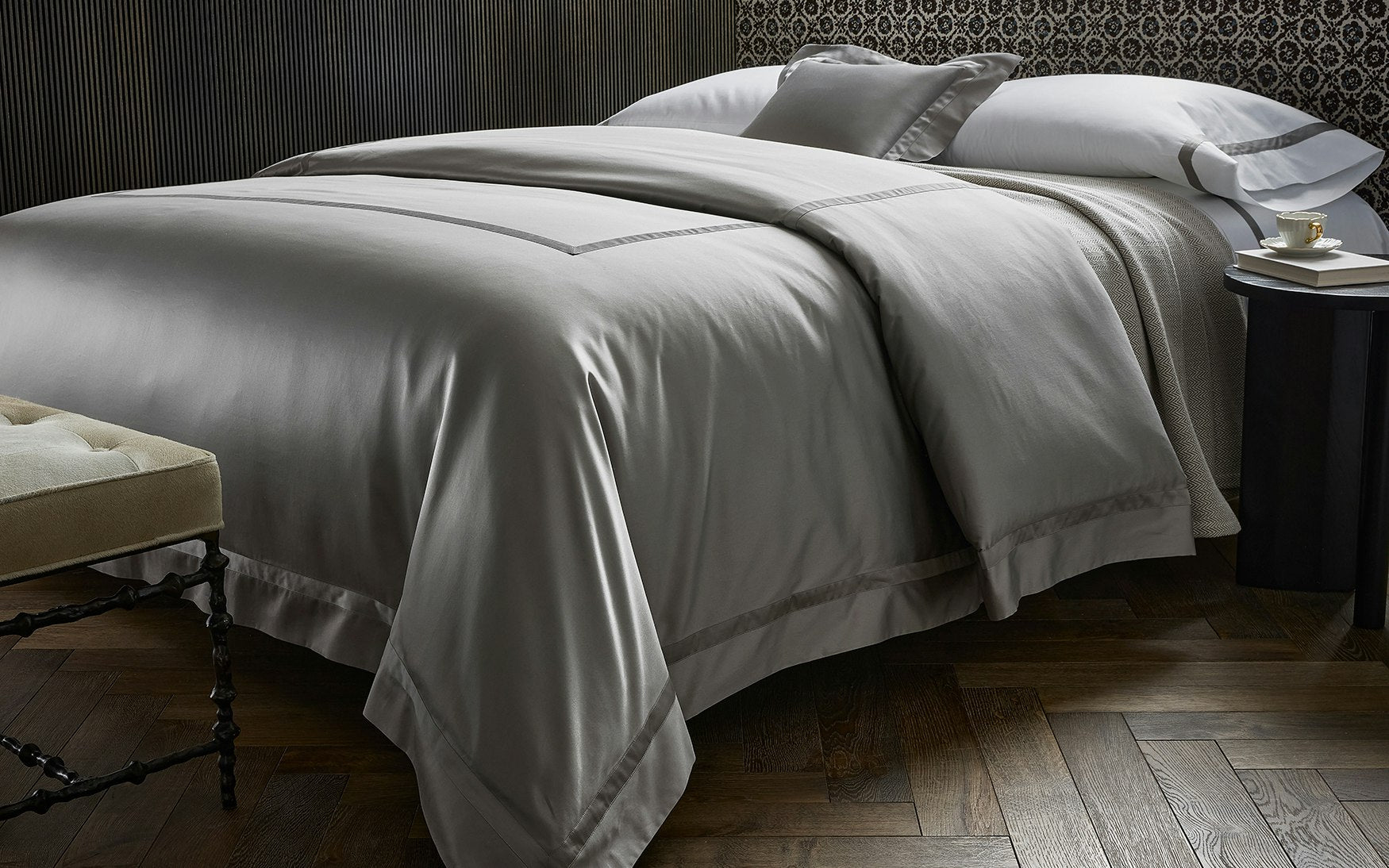 Matouk Nocturne Duvet Cover