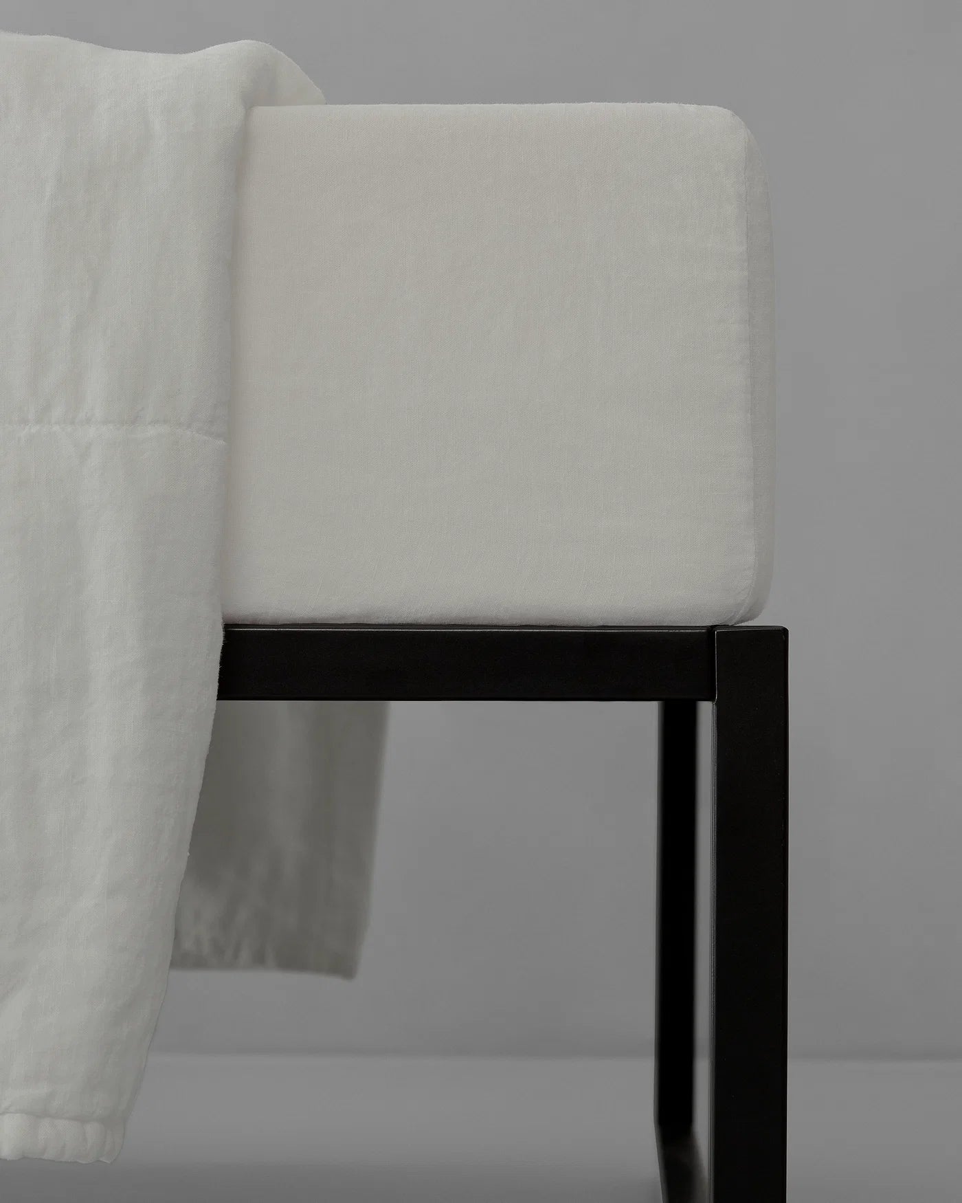 Rem Collection: Bianco Linen Fitted Sheet – King