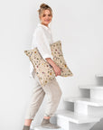Pillow cover with buttons in Botanical print