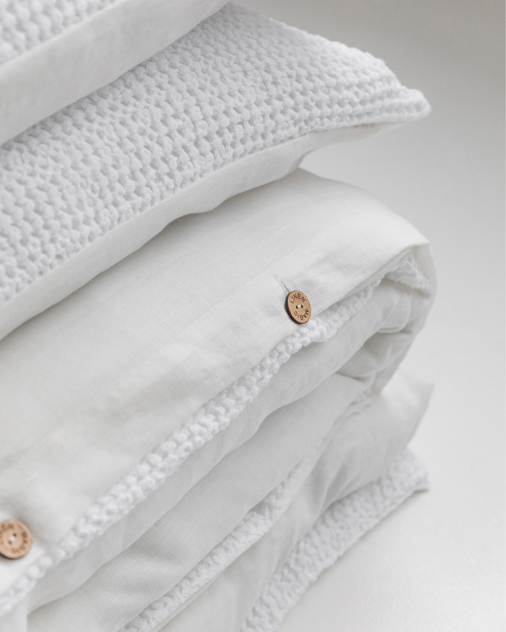 White reversible waffle linen duvet cover set (3 pcs)